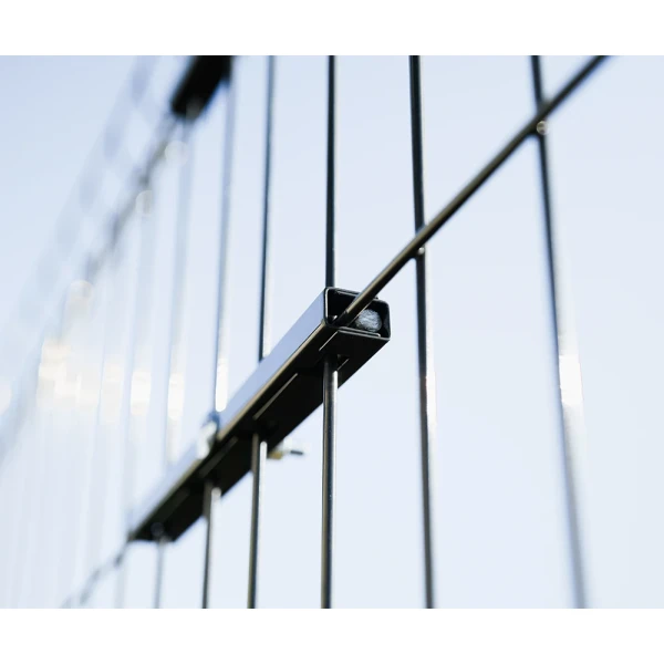 Zestaw w paczce  - Podwyższenie płotu ogrodzenia 2.5MB + l